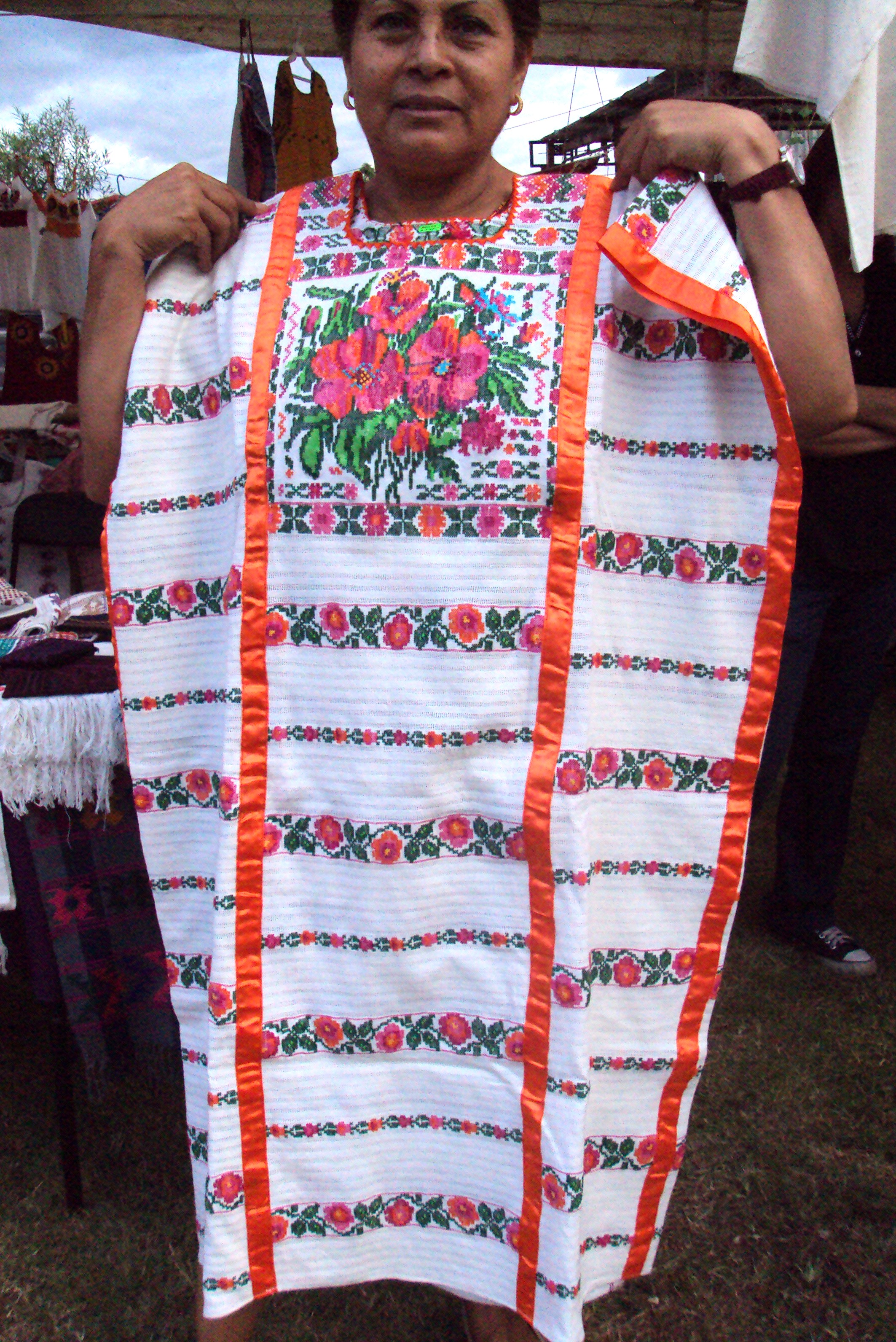 alianza Cívica Pinotepa Nacional Oaxaca, Textiles, ropa y vestidos